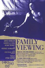 Escenas familiares – Family Viewing